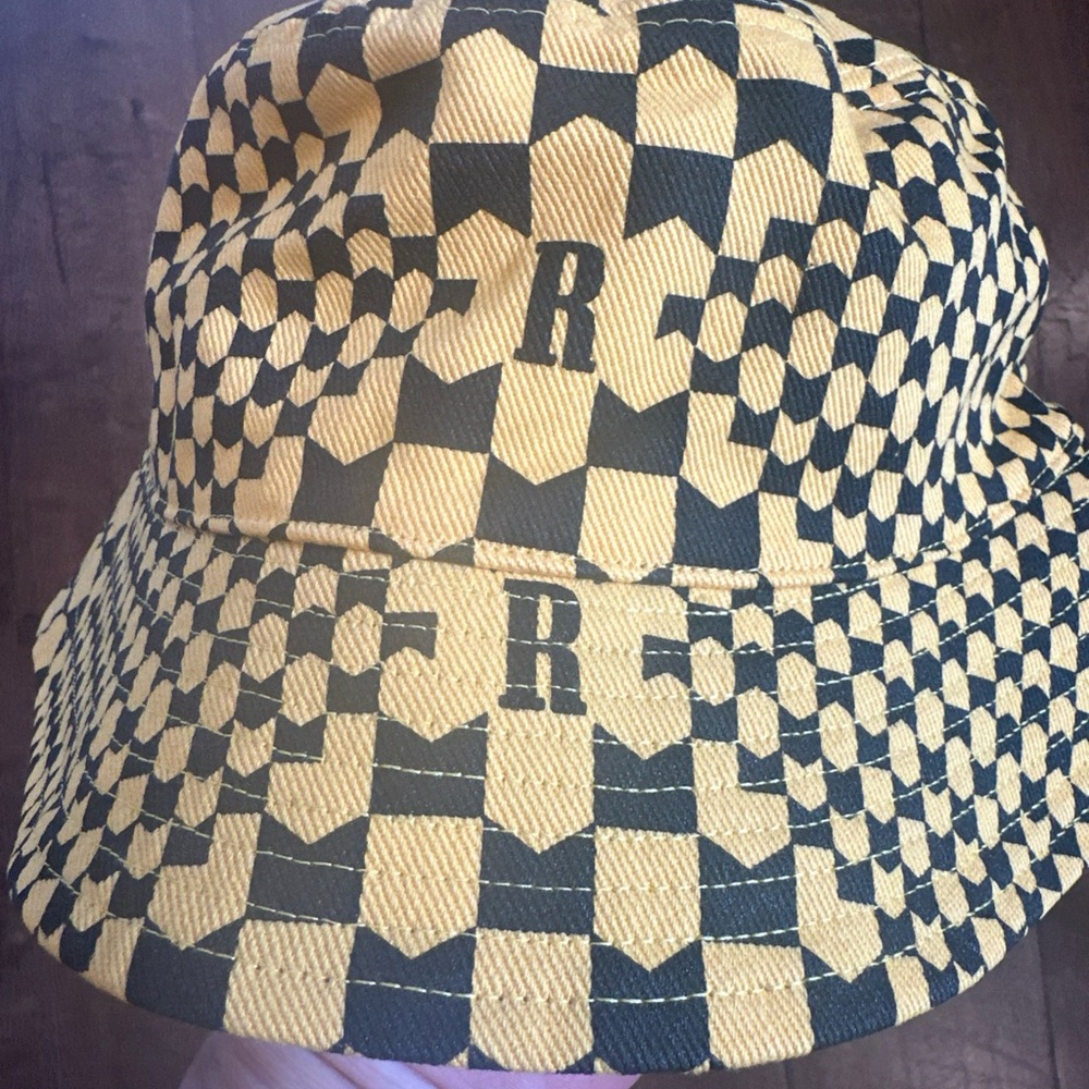 Rhude checkered monogrammed bucket Hat